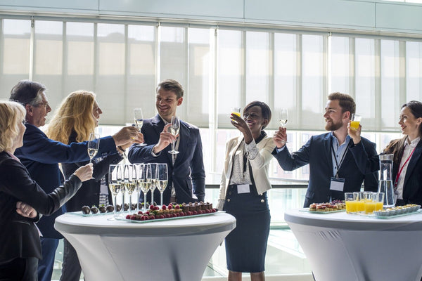 Your Guide on How to Plan a Corporate Event by Paula Fernandes